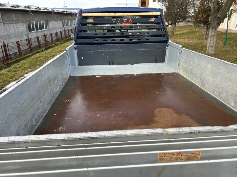 VW T5, снимка 4 - Бусове и автобуси - 53463541