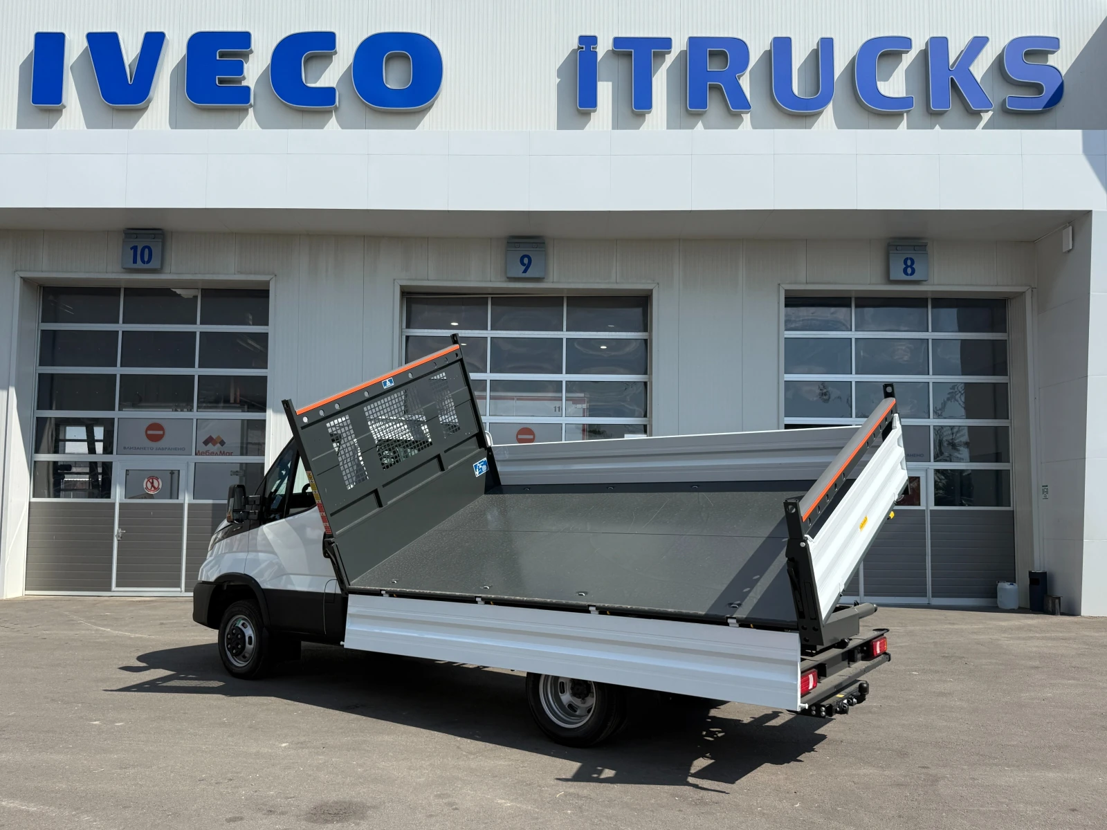 Iveco Daily 50C18HZ | Тристранен самосвал| B категория, снимка 7 - Бусове и автобуси - 49751908