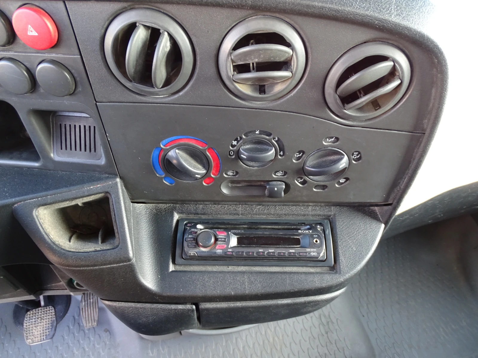 Iveco Daily 35C14 3.0HPI  ���. * �* 3, 5�. | Mobile.bg � ����������� 16