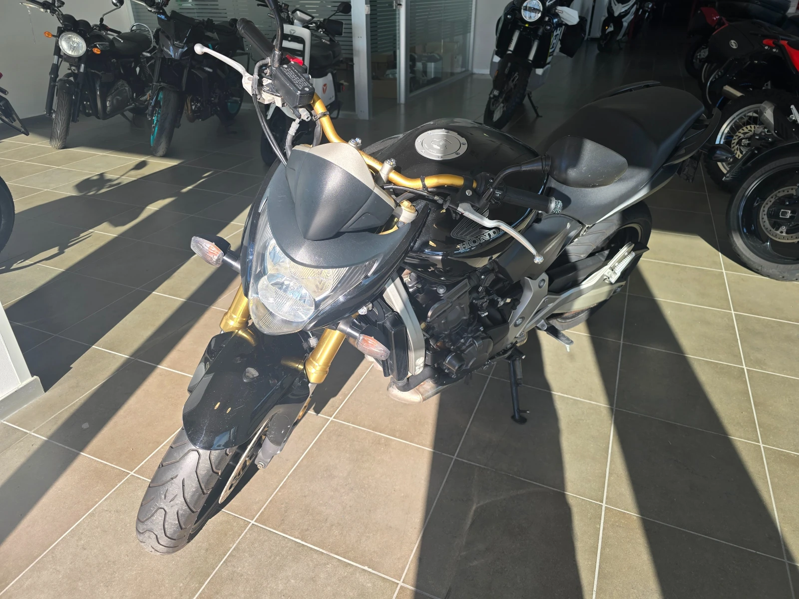 Honda Hornet 600, снимка 2 - Мотоциклети и мототехника - 55107761