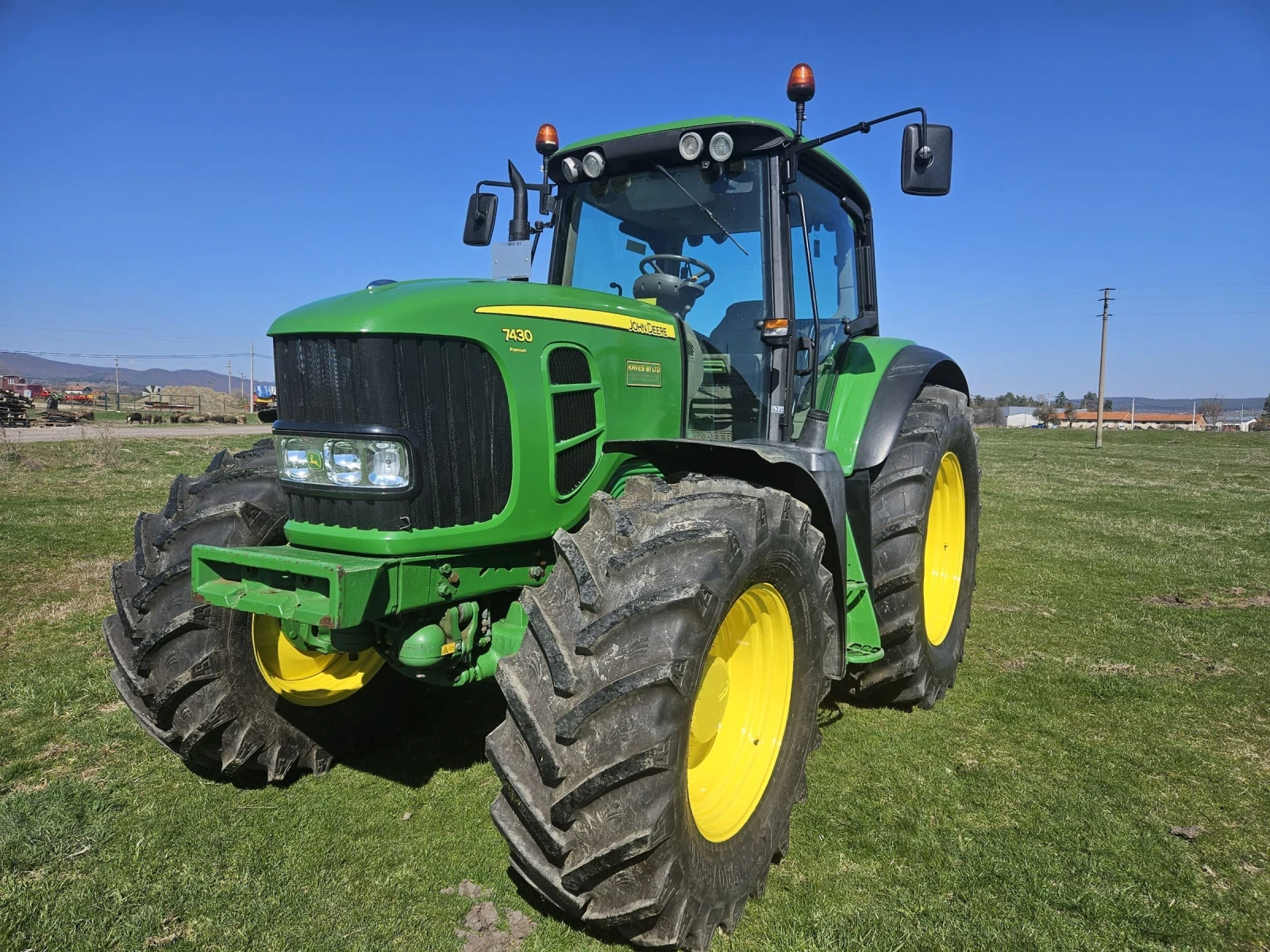 Трактор John Deere 7430 - изображение 3