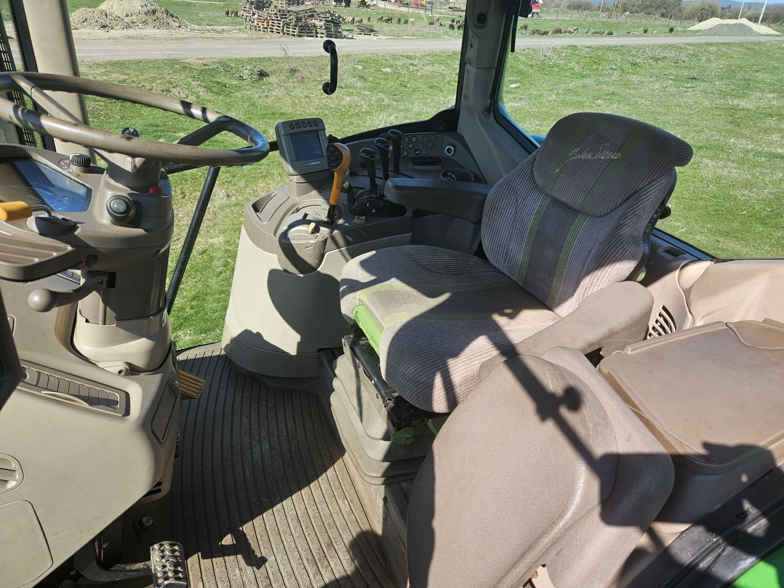  John Deere 7430 | Mobile.bg   11