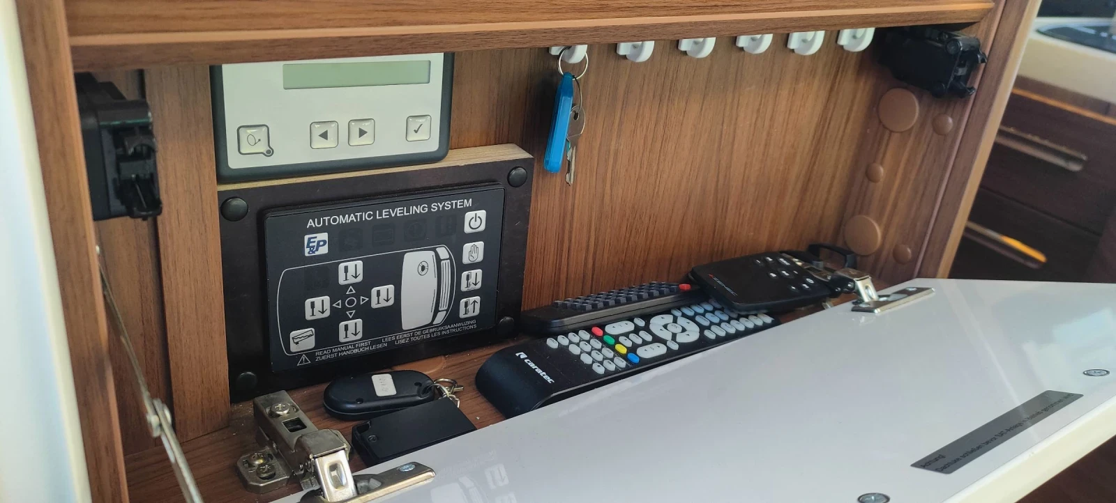 Кемпер Niesmann Bischoff Arto 76 E - изображение 8