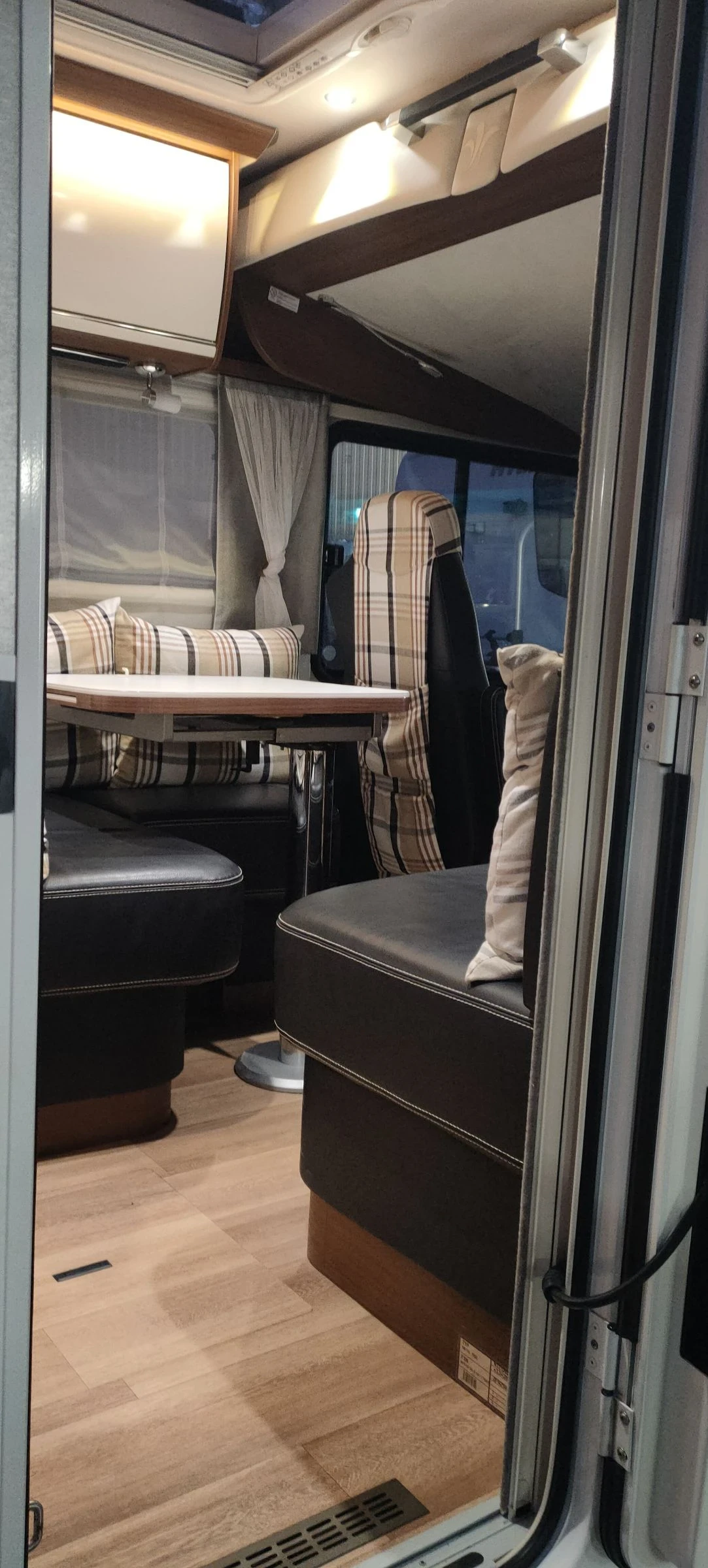 Кемпер Niesmann Bischoff Arto 76 E - изображение 10