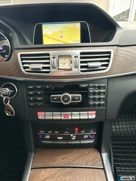 Mercedes-Benz E 250 AMG 4 MATIC, снимка 10