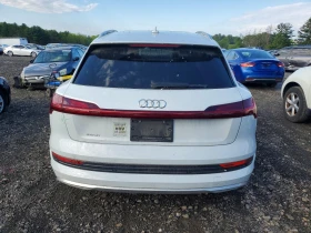 Audi E-Tron Prestige* ПОДГРЕВ* ОБДУХВАНЕ* 360* КАМЕРА* , снимка 6