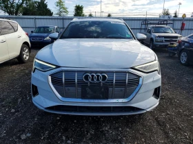 Audi E-Tron Prestige* ПОДГРЕВ* ОБДУХВАНЕ* 360* КАМЕРА* , снимка 3