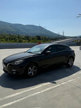 Обява за продажба на Mazda 3 1.6 MZ-CD SKYACTIVE/BOSE/PARKING CAMERA/ ~14 900 лв. - изображение 2 | Auto.bg Обява за продажба на Mazda 3 1.6 MZ-CD SKYACTIVE/BOSE/PARKING CAMERA/ ~14 900 лв. - изображение 2