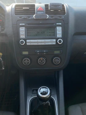 VW Golf - 3600 € / 7040.99 лв. - 73276935 10