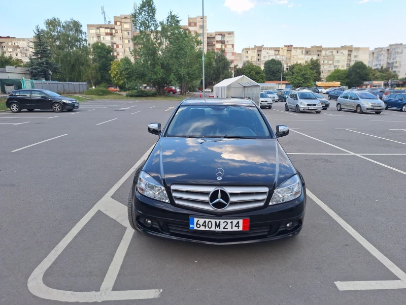 Mercedes-Benz C 180, снимка 4 - Автомобили и джипове - 47316334