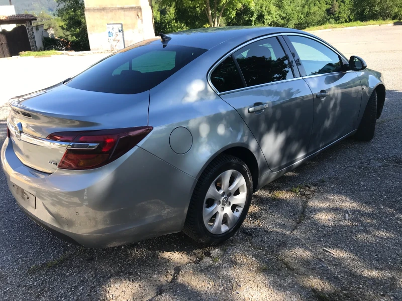 Opel Insignia 2.0 автоматик, снимка 5 - Автомобили и джипове - 47972815