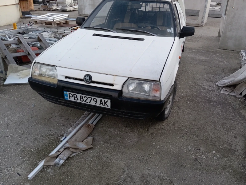 Skoda Forman, снимка 1 - Автомобили и джипове - 48369177