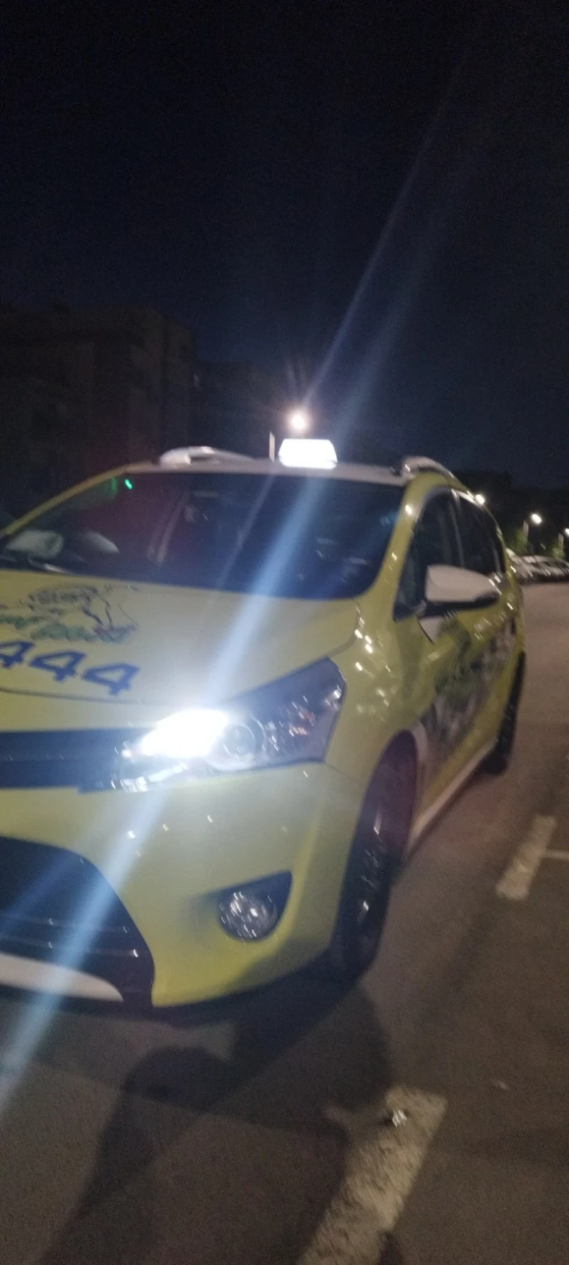 Toyota Verso 1.6 /132 к.с.бензин -газ, снимка 5 - Автомобили и джипове - 52015124