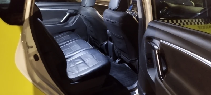 Toyota Verso 1.6 /132 к.с.бензин -газ, снимка 8 - Автомобили и джипове - 52015124