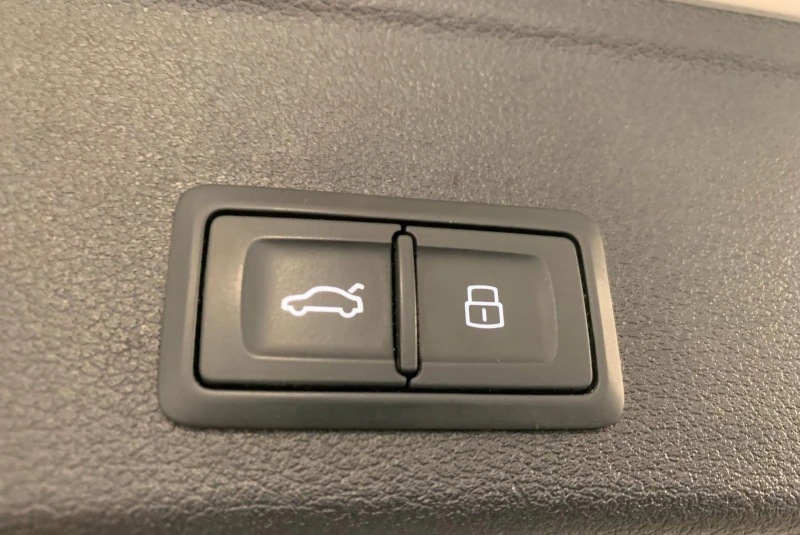 Audi S4 QUATTRO/374HP/MATRIX/CAM/MASSAGE/ACC/MEMO/209Е, снимка 9 - Автомобили и джипове - 50472917