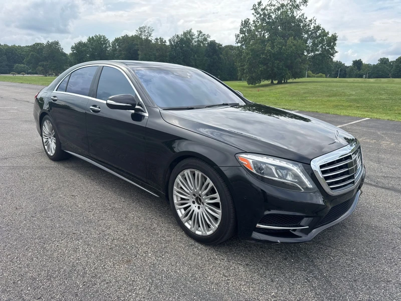 Mercedes-Benz S 500 AMG* PACK* ПОДГРЕВ* ОБДУХВАНЕ* МАСАЖ* КАМЕРА* КЕЙЛ, снимка 3 - Автомобили и джипове - 52835738