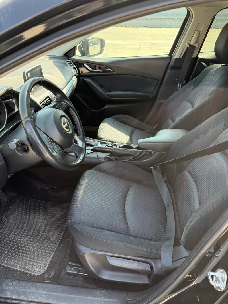 Mazda 3 1.6 MZ-CD SKYACTIVE/BOSE/PARKING CAMERA/, снимка 10 - Автомобили и джипове - 52494342