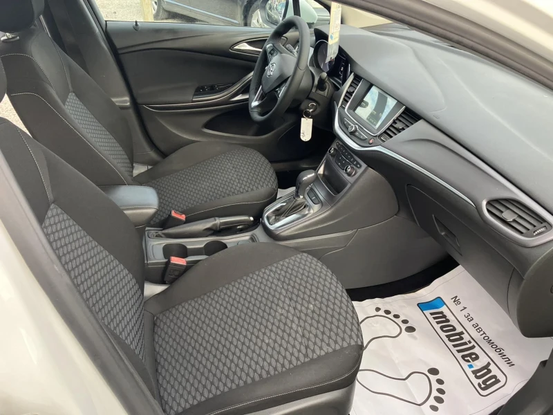 Opel Astra, снимка 11 - Автомобили и джипове - 52830781