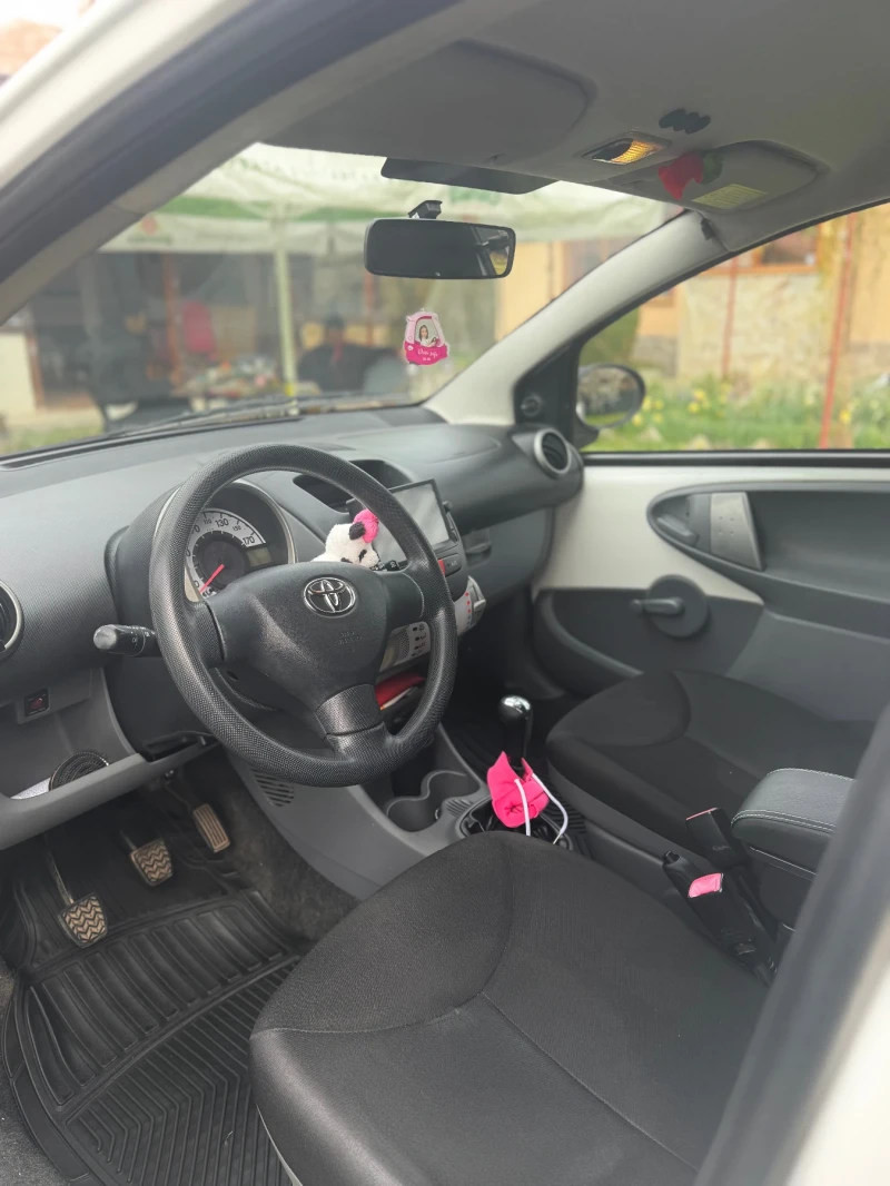 Toyota Aygo, снимка 4 - Автомобили и джипове - 53041173