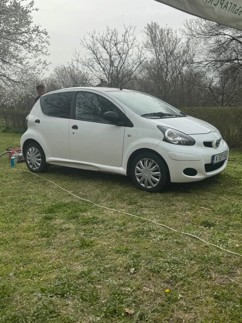 Toyota Aygo, снимка 5 - Автомобили и джипове - 53041173