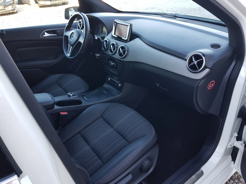 Mercedes-Benz B 200 CDI АВТОМАТИК, снимка 11 - Автомобили и джипове - 53111586