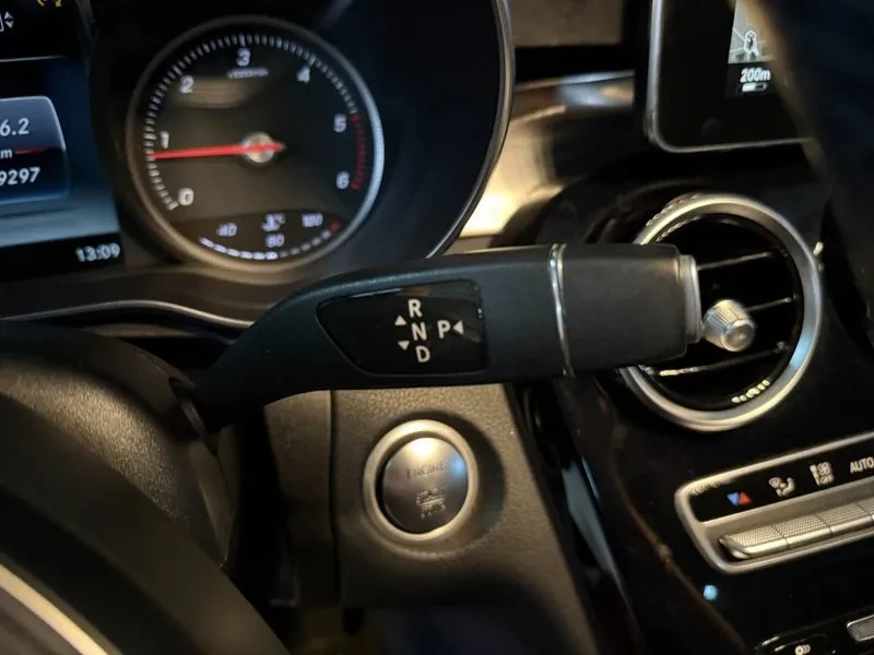 Mercedes-Benz C 220  Bluetech Avantgarde, снимка 9 - Автомобили и джипове - 55015226