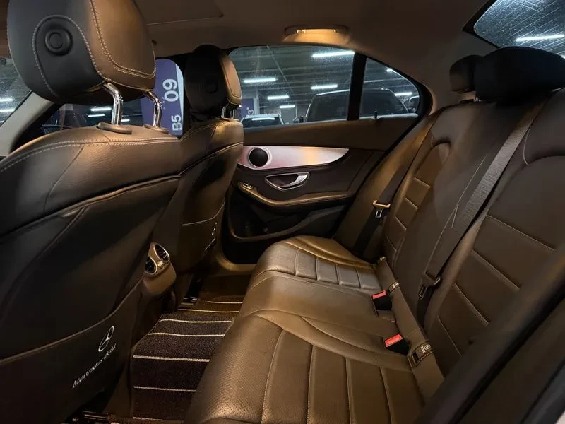 Mercedes-Benz C 220  Bluetech Avantgarde, снимка 6 - Автомобили и джипове - 55015226