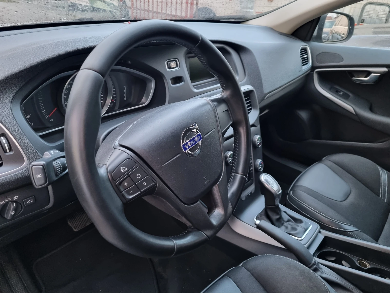 Volvo V40  T4 /180///5/ | Mobile.bg   14