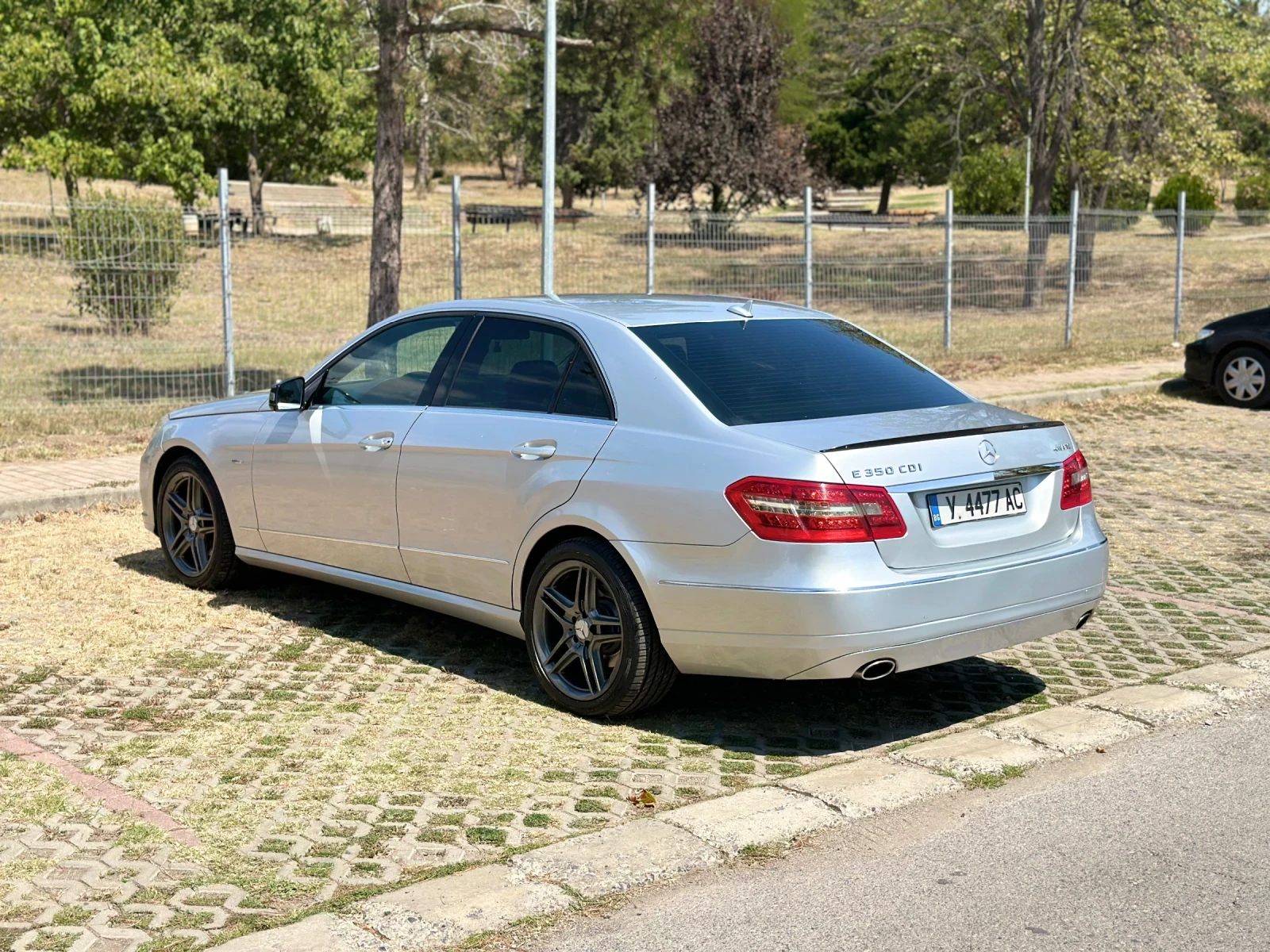 Mercedes-Benz E 350 CDI 4 MATIC 231PS AVANGARD - изображение 8