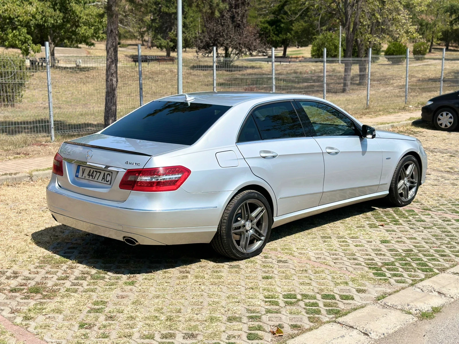 Mercedes-Benz E 350 CDI 4 MATIC 231PS AVANGARD - изображение 6