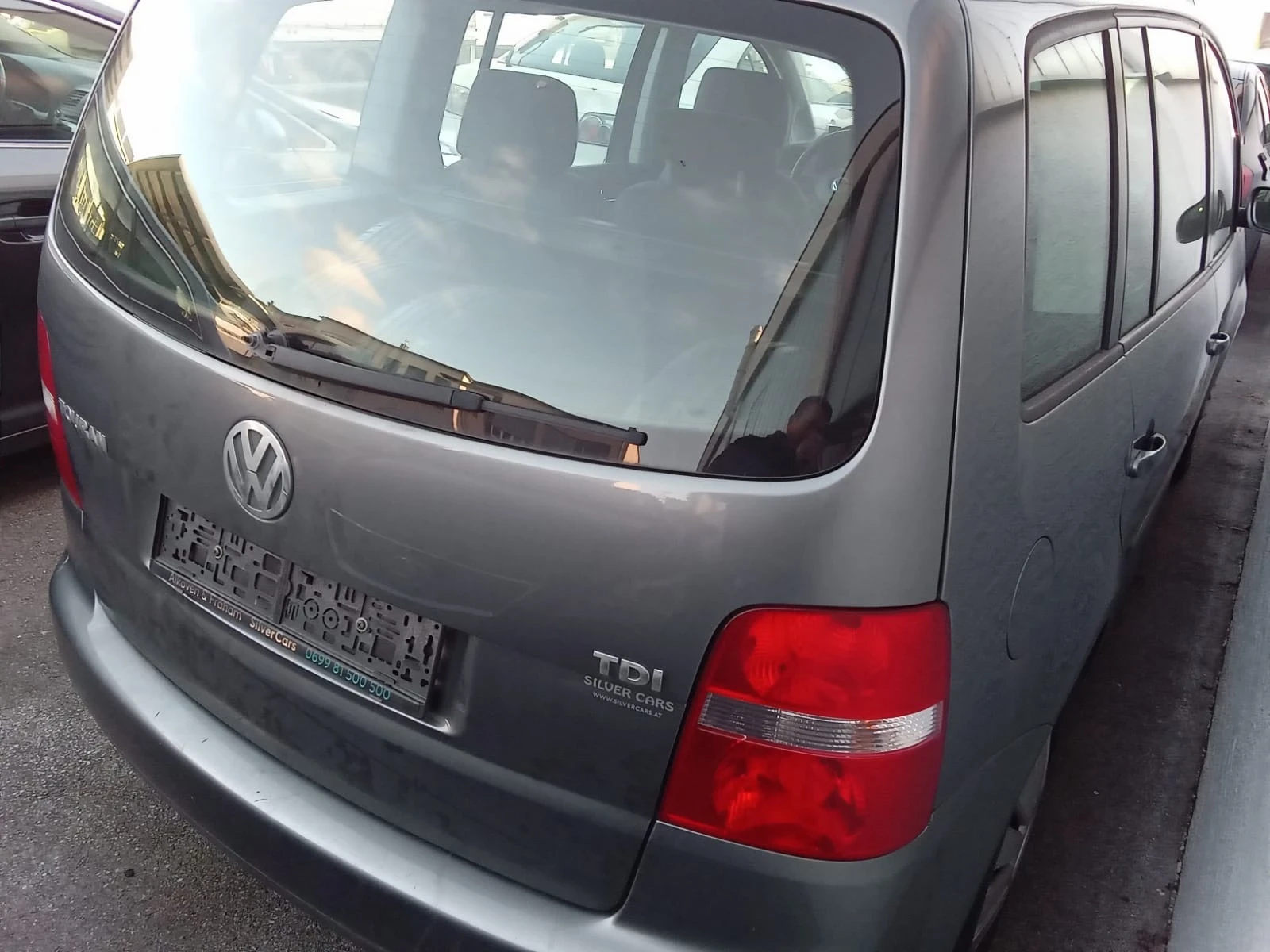 VW Touran 1, 9TDI DSG 170000км РЕАЛ КИЛОМЕТРИ - изображение 4