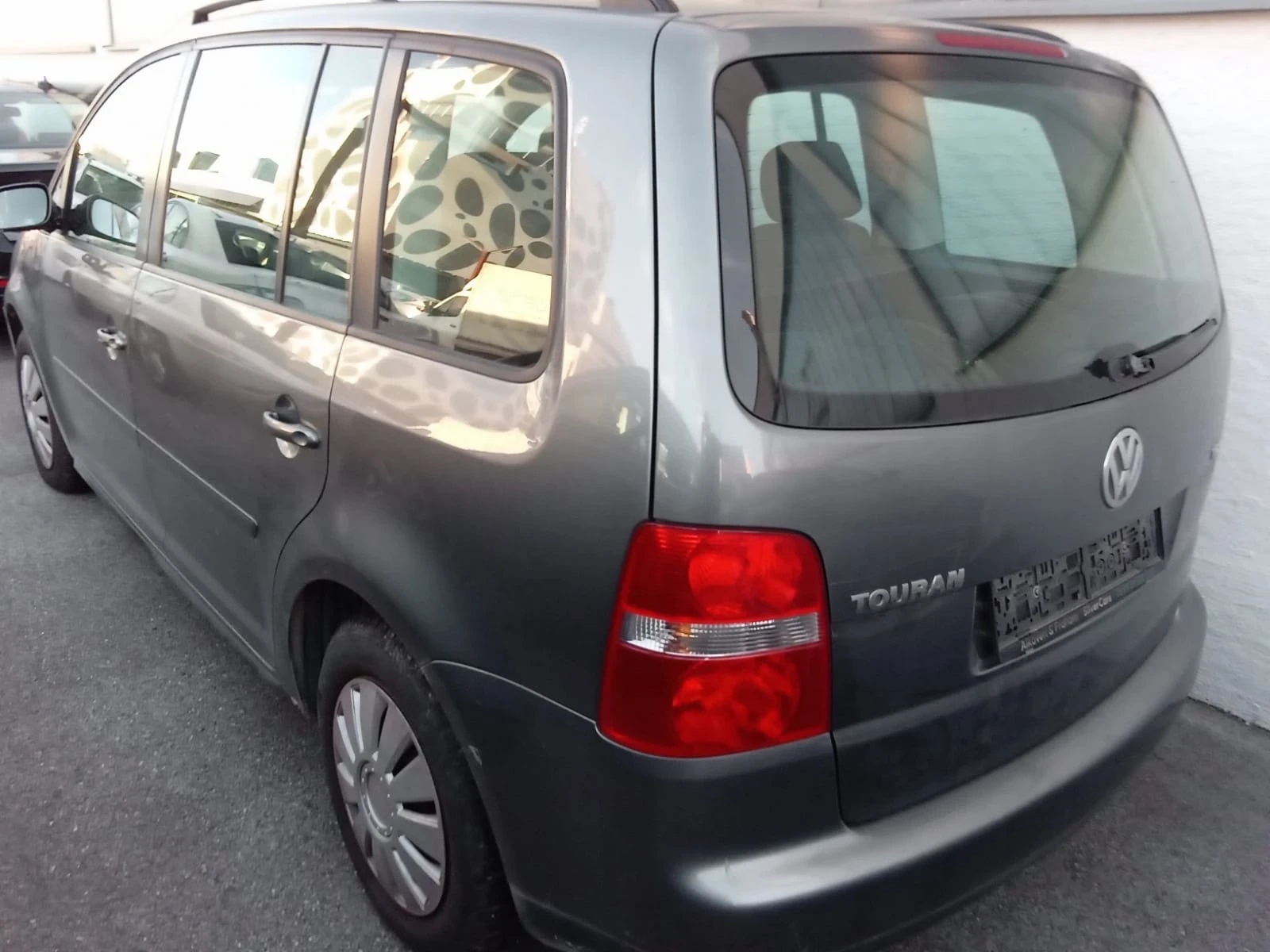 VW Touran 1, 9TDI DSG 170000км РЕАЛ КИЛОМЕТРИ - изображение 5