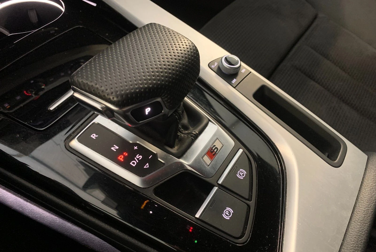 Audi S4 QUATTRO/374HP/MATRIX/CAM/MASSAGE/ACC/MEMO/209 | Mobile.bg   12