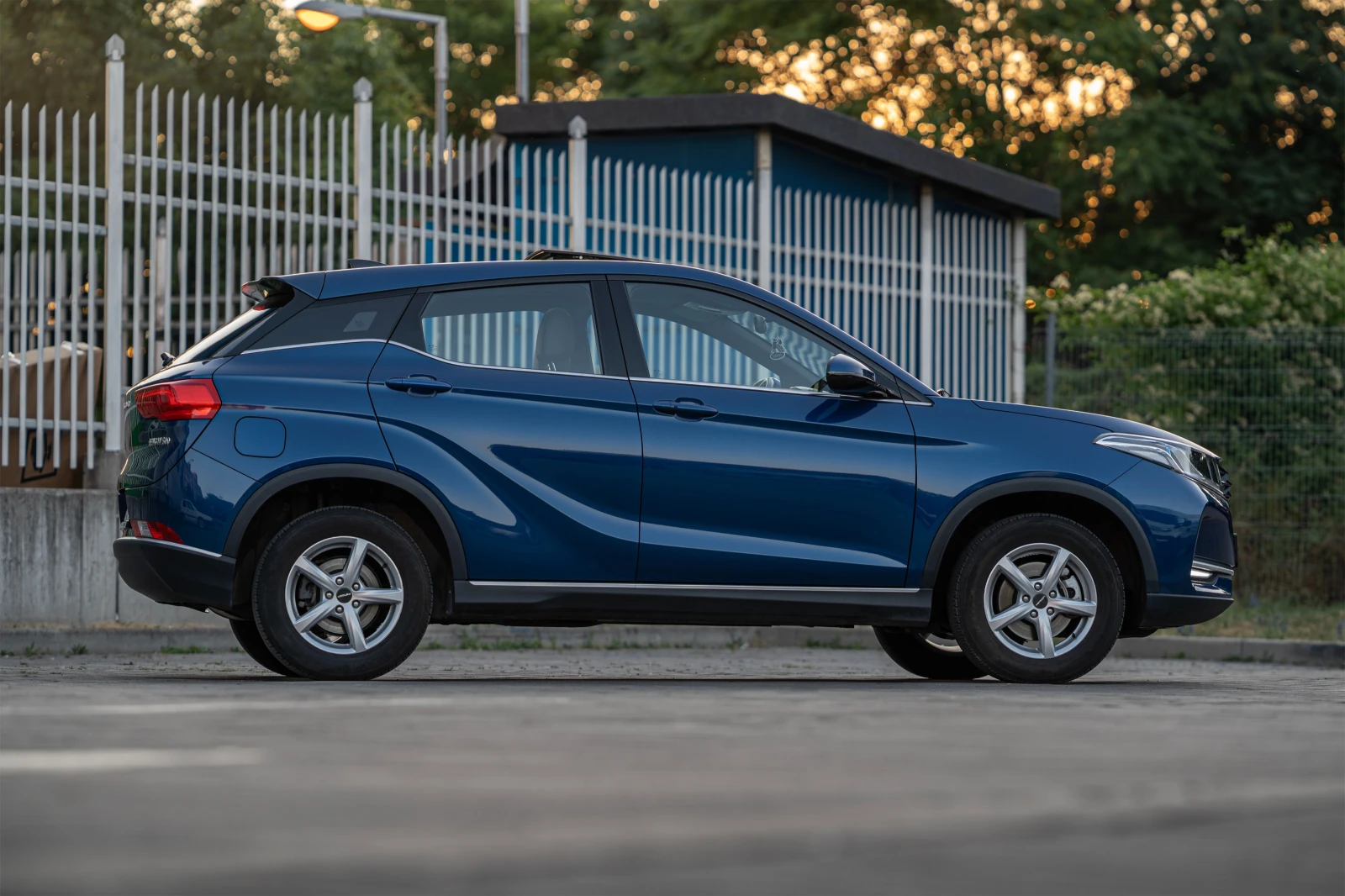 DONGFENG GLORY 500 1.5i (113 к.с.) CVT - изображение 4