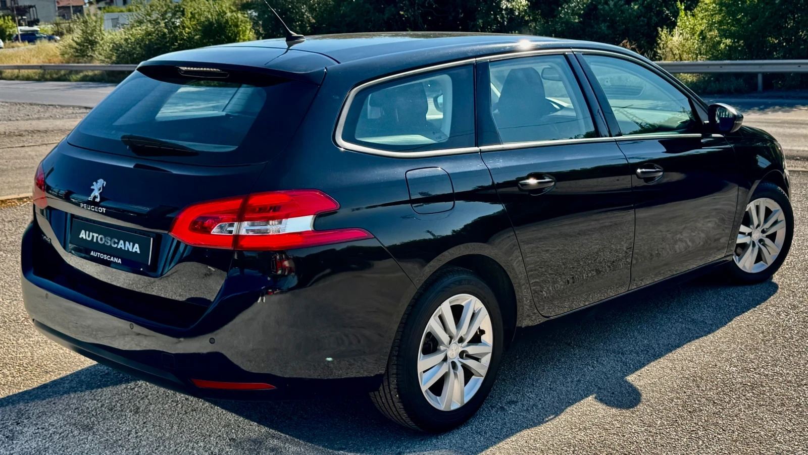 Peugeot 308 1.5HDI 130кс / Автоматик 8EAT - изображение 5