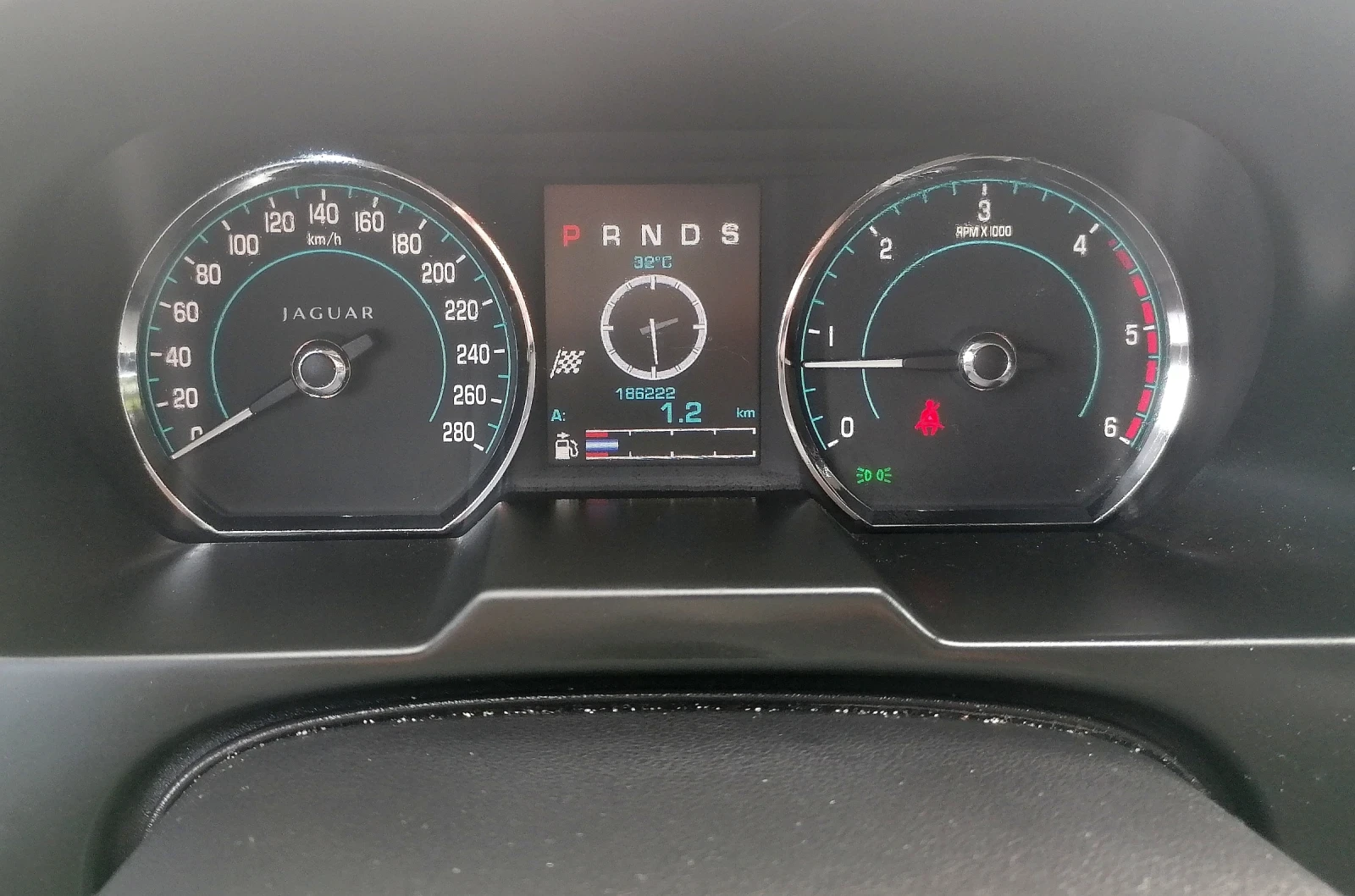 Jaguar Xf 3.0 240 .. FULL | Mobile.bg   12