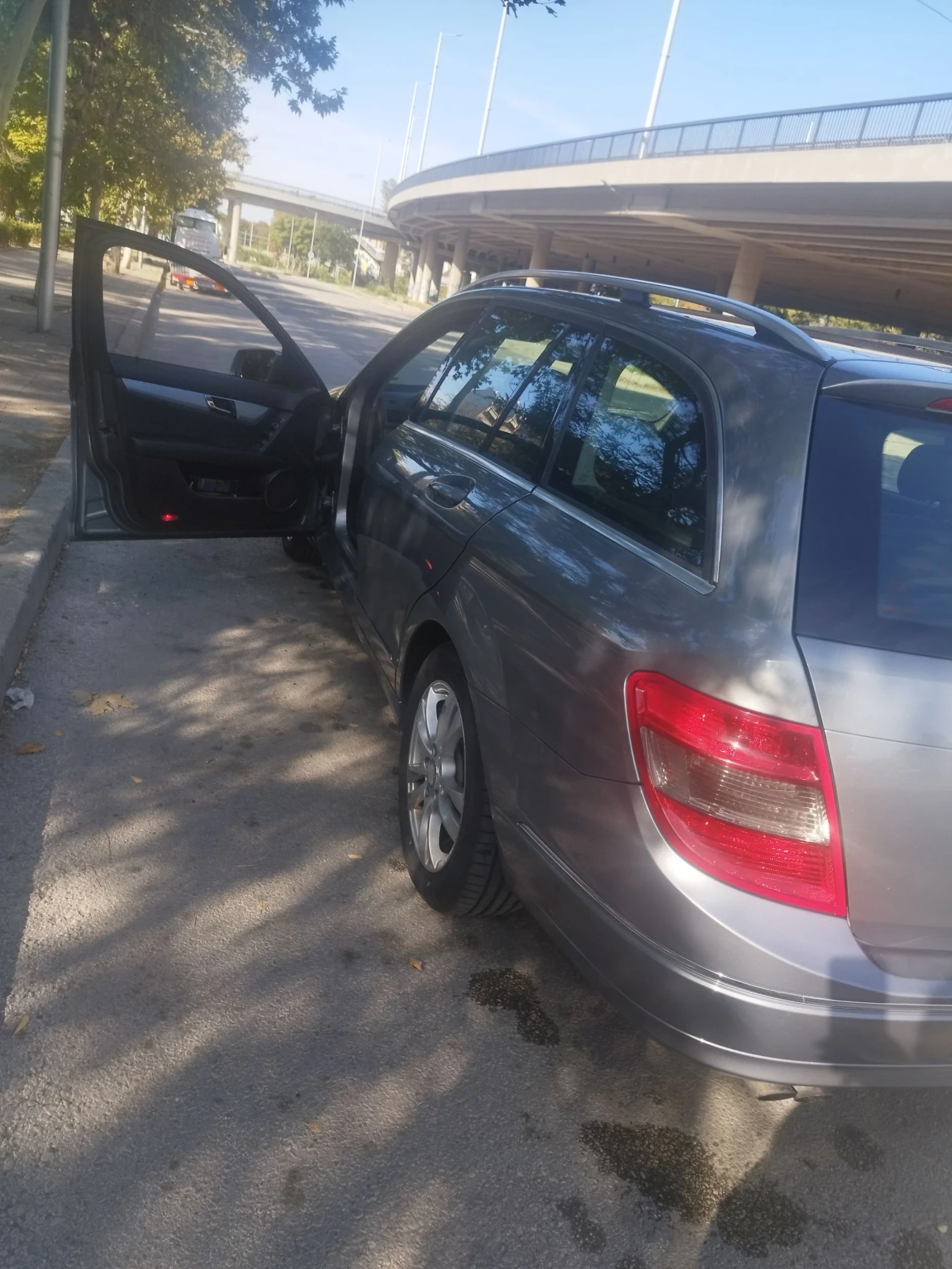 Mercedes-Benz C 200  - изображение 6