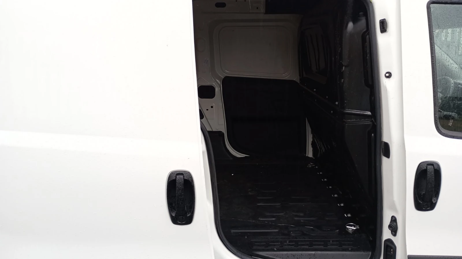 Fiat Doblo  Cargo 1.6 Multijet 105 hp - изображение 5