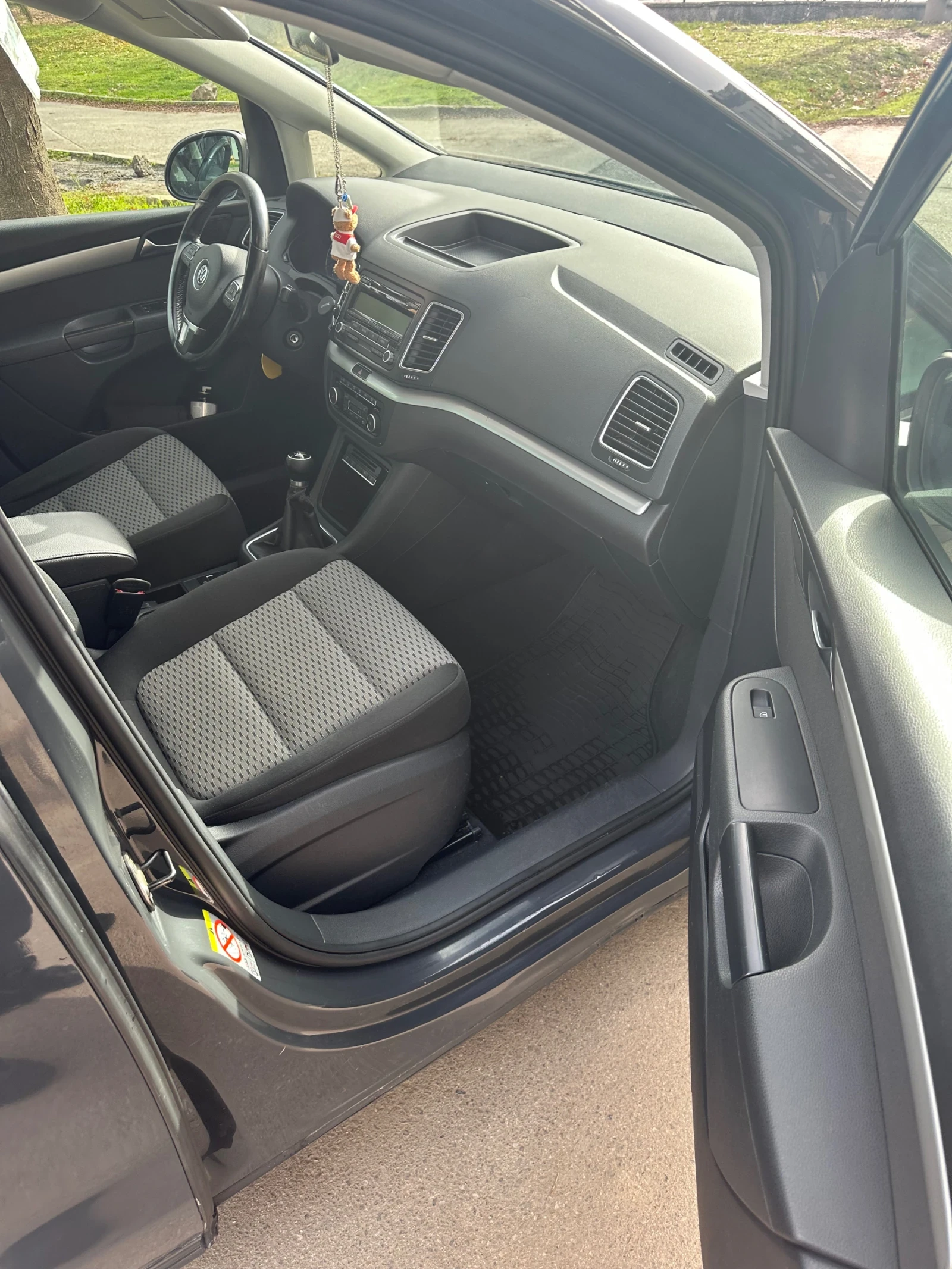 VW Sharan 2.0 TDI 140HP - изображение 8