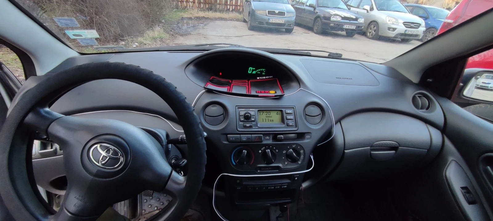 Toyota Yaris 1, 3 бензин/ климатик  - изображение 7