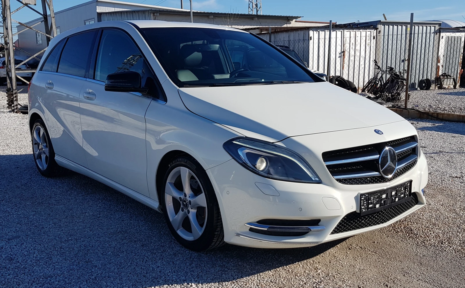 Mercedes-Benz B 200 CDI АВТОМАТИК - изображение 3