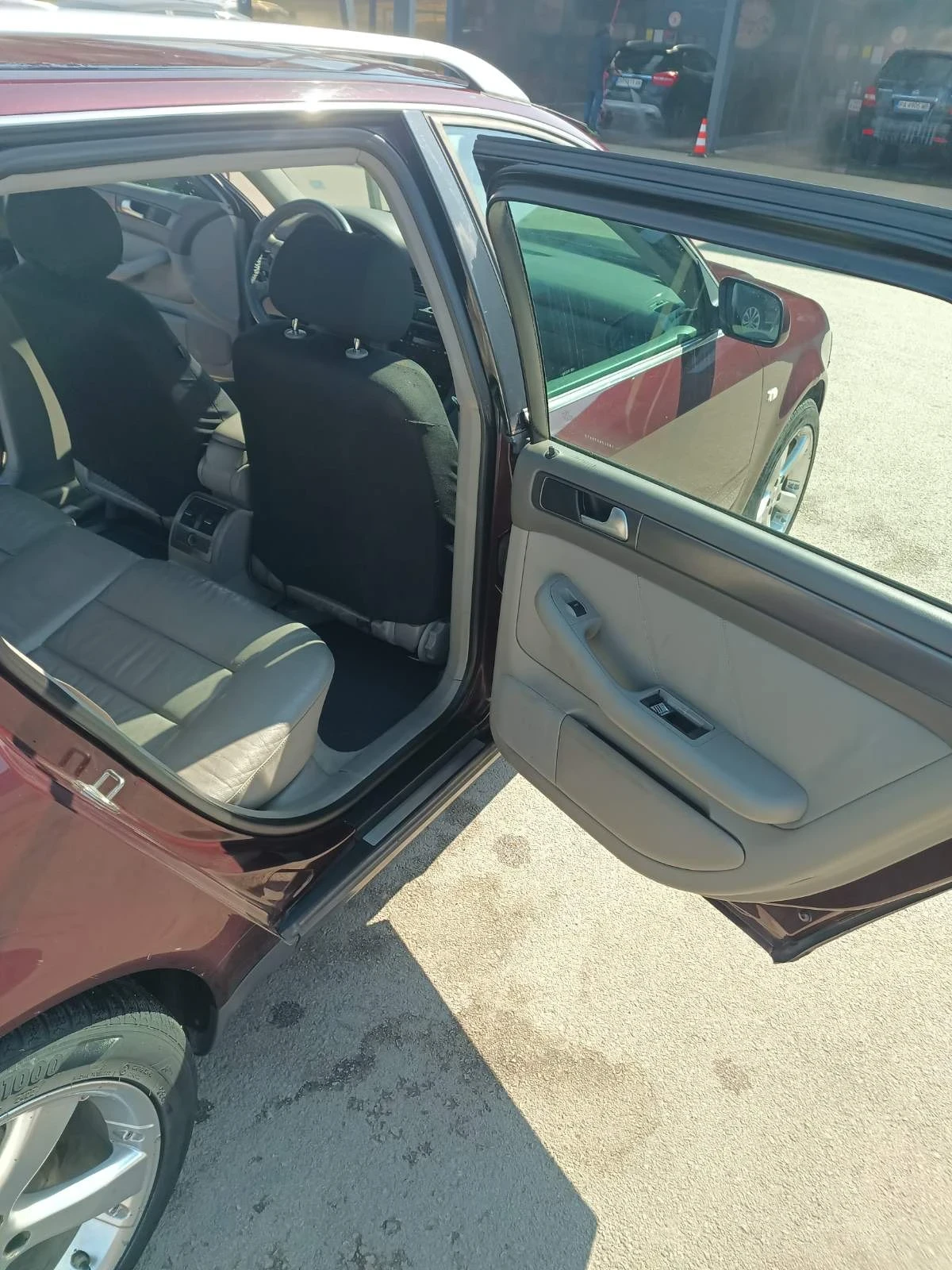 Audi A6 2, 5 TDI 155 коня , снимка 4 - Автомобили и джипове - 53851307