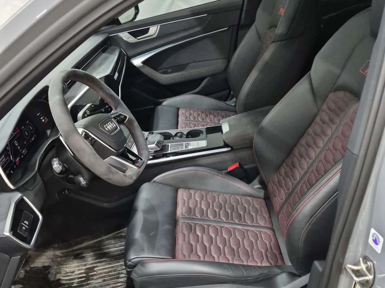 Audi Rs6 PERFORMANCE * Един собственик * Без инциденти * , снимка 10 - Автомобили и джипове - 53966929