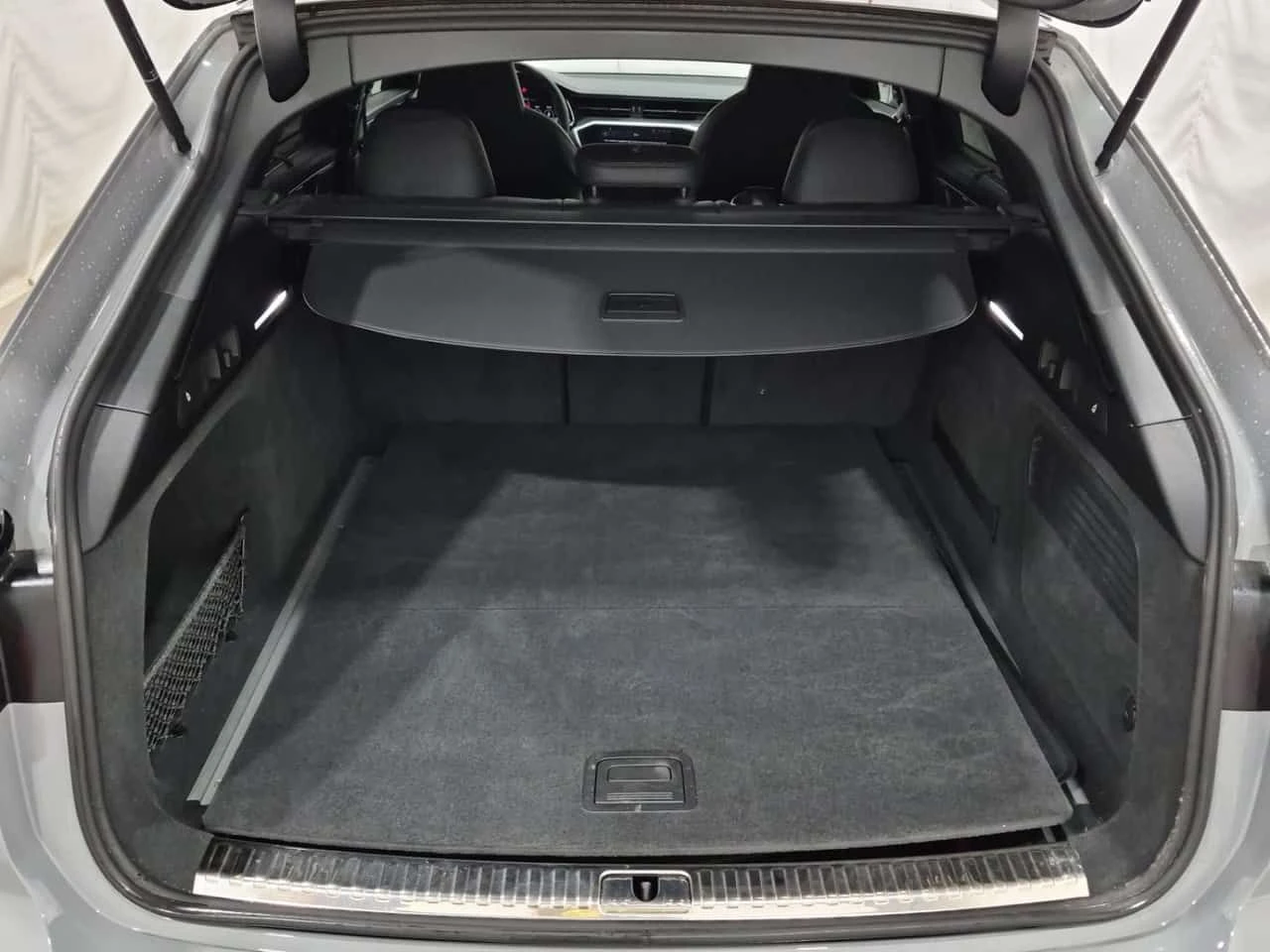 Audi Rs6 PERFORMANCE * Един собственик * Без инциденти * , снимка 14 - Автомобили и джипове - 53966929