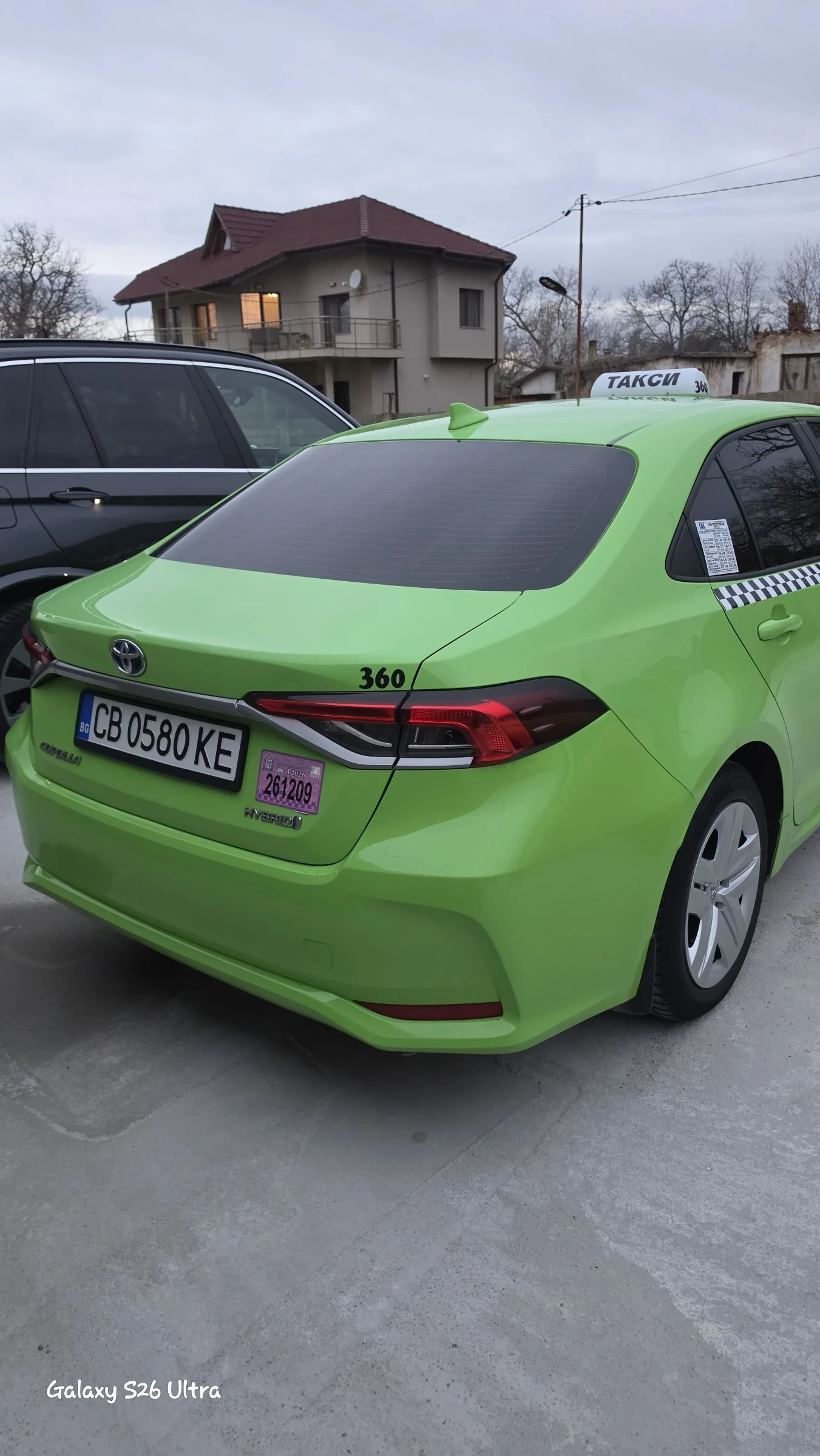 Toyota Corolla Hybrid , снимка 3 - Автомобили и джипове - 54033440