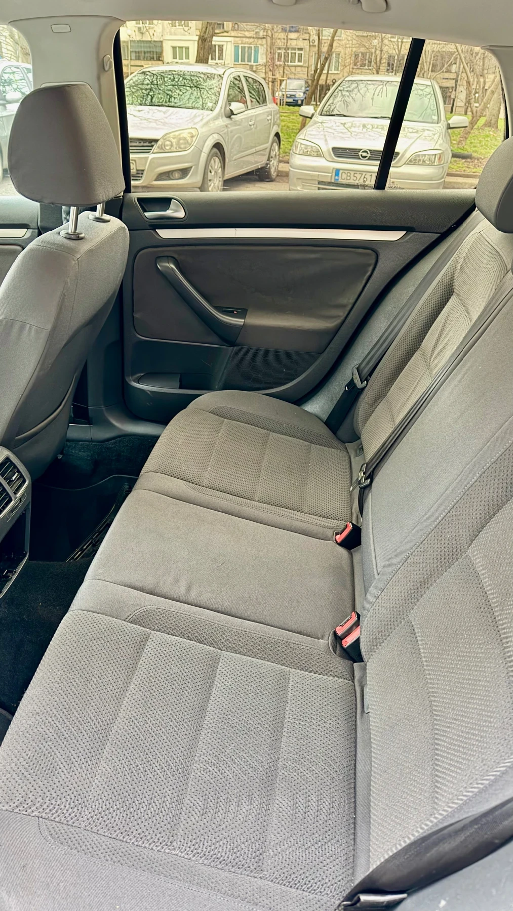 VW Golf, снимка 6 - Автомобили и джипове - 54101779