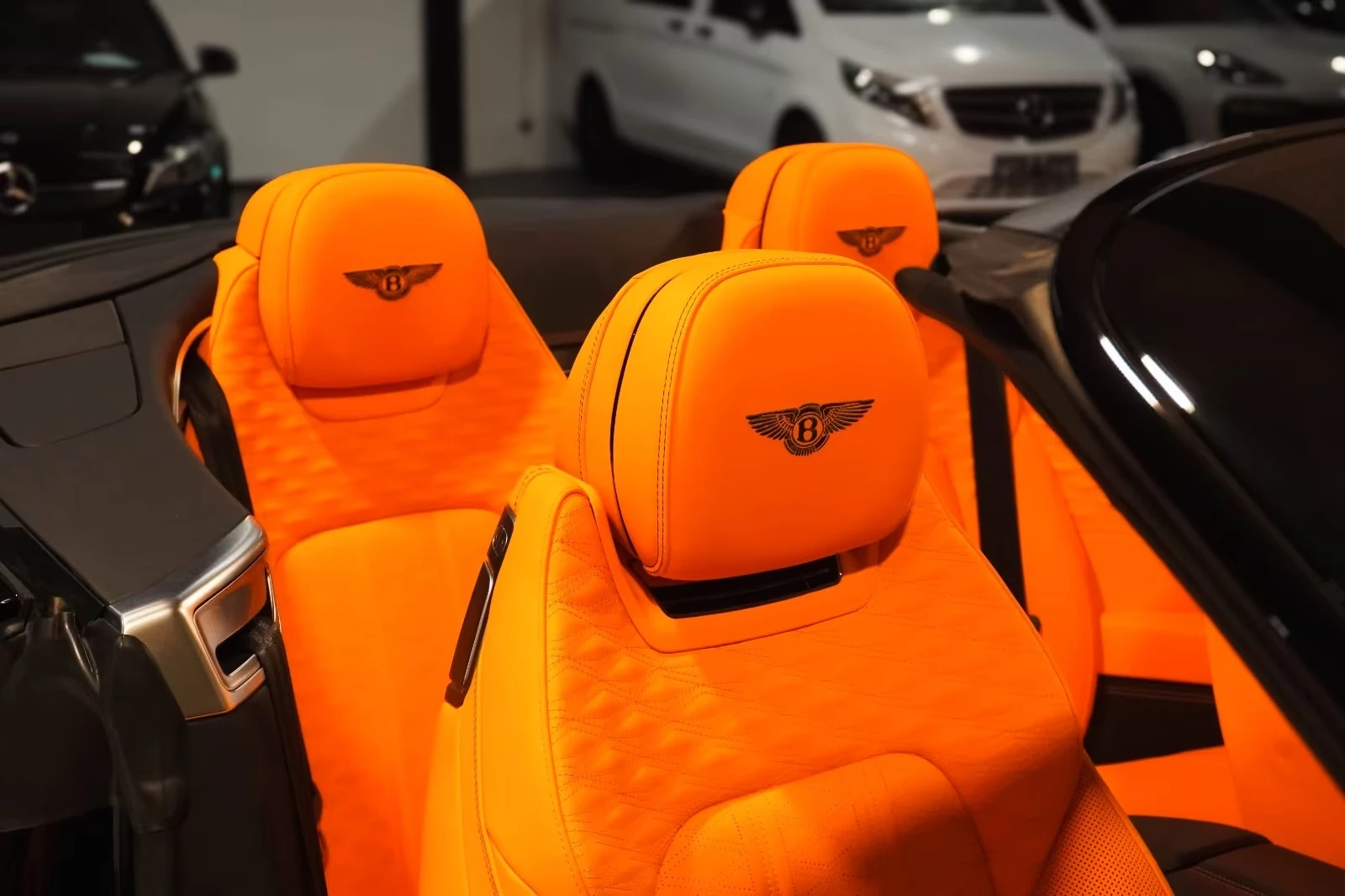 Bentley Continental gt GTC SPEED V8 HYBRID/FIRST EDITION/NAIM/360/, снимка 15 - Автомобили и джипове - 54105822