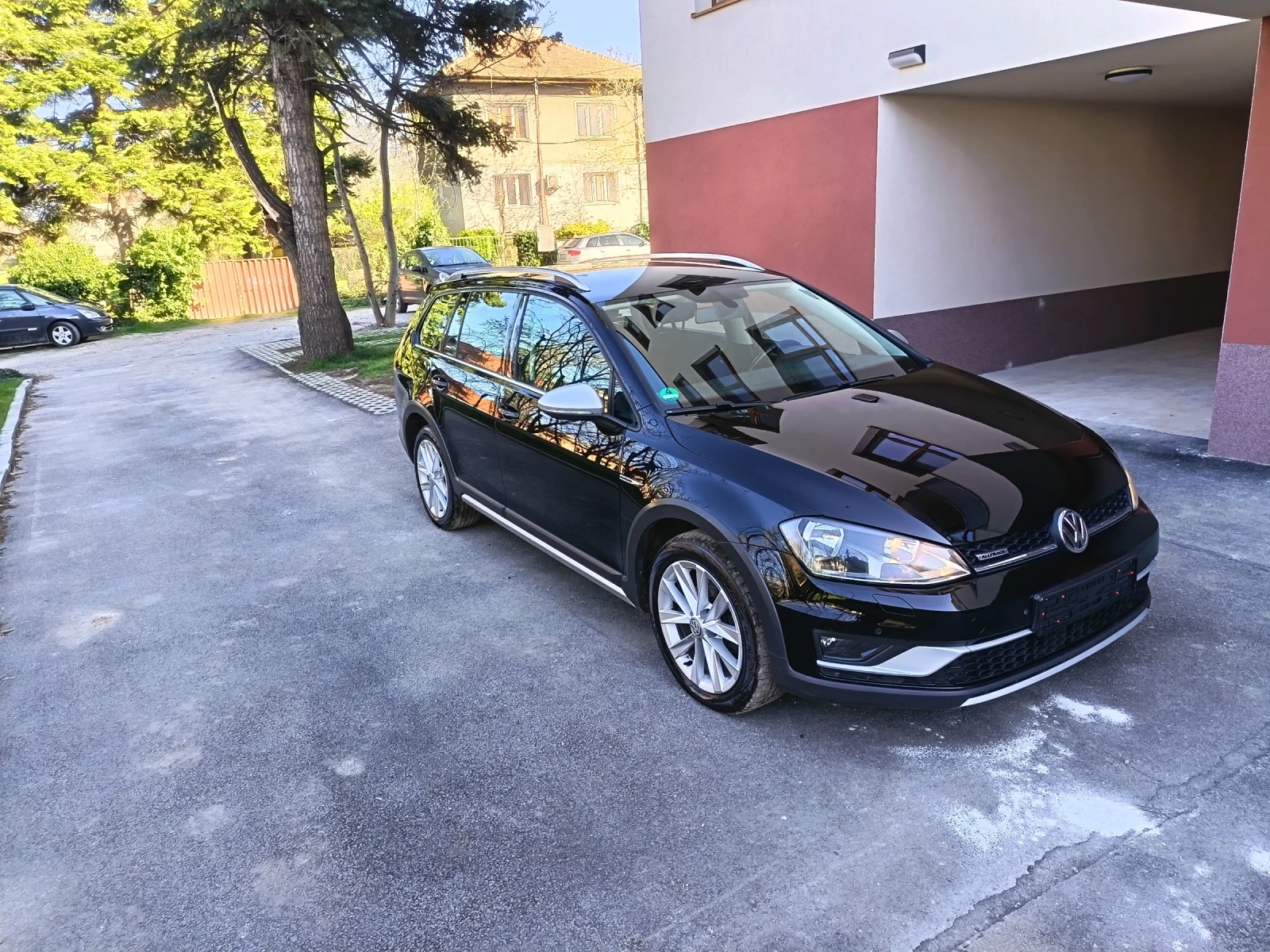 VW Golf Alltrack, снимка 3 - Автомобили и джипове - 54141431