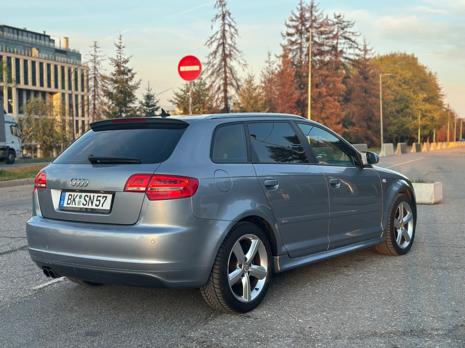 Audi A3 2.0tdi Sline 170hp Sportback, снимка 3 - Автомобили и джипове - 54416836