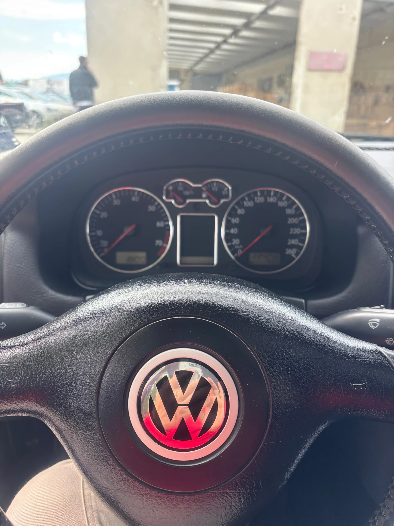 VW Golf 1.6, 101к.с.Автоматик, Газ, снимка 7 - Автомобили и джипове - 54629398